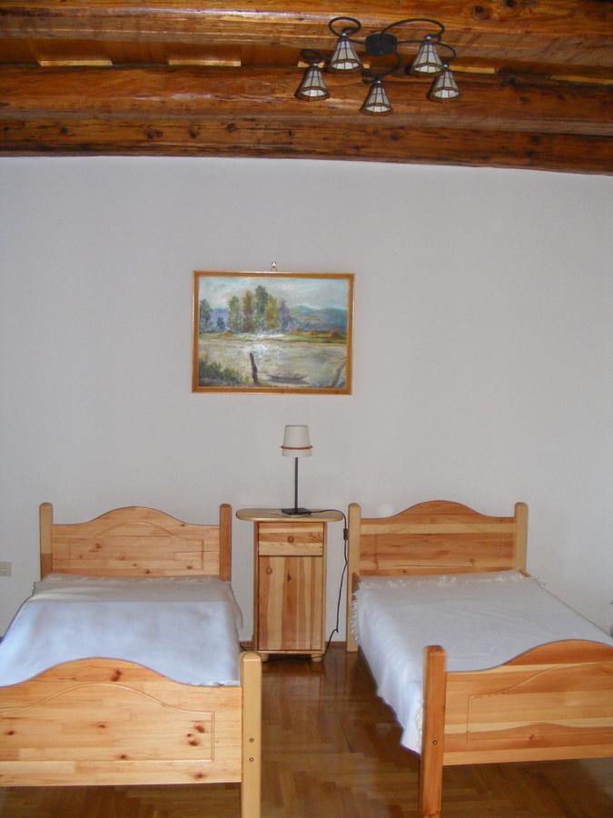 Erzsebet Pince Appartement Tokaj Buitenkant foto
