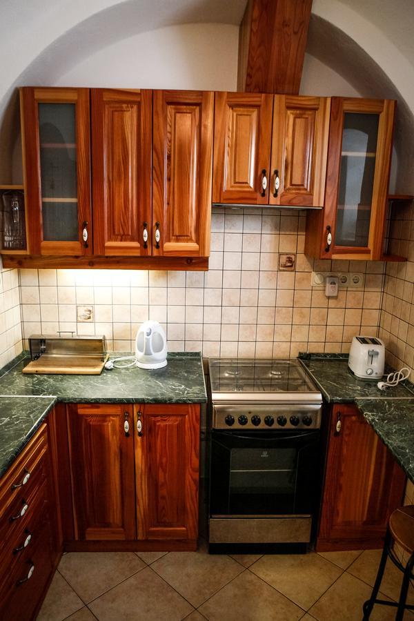 Erzsebet Pince Appartement Tokaj Buitenkant foto
