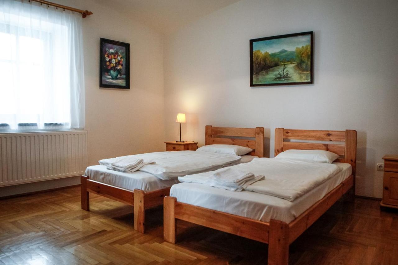 Erzsebet Pince Appartement Tokaj Buitenkant foto